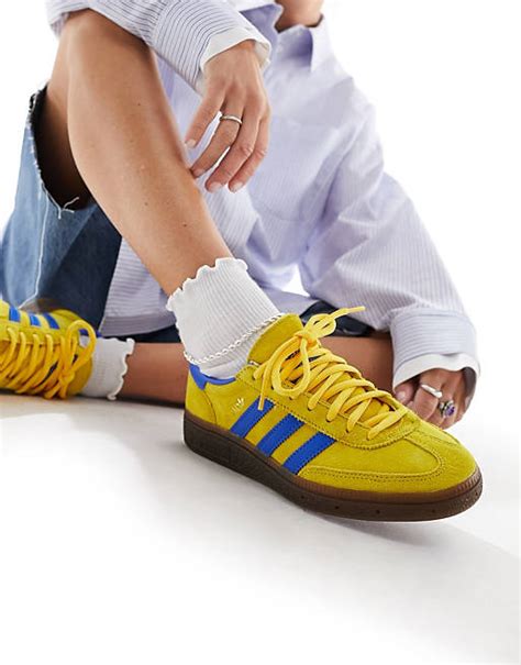 Gula adidas Originals Sneakers online .